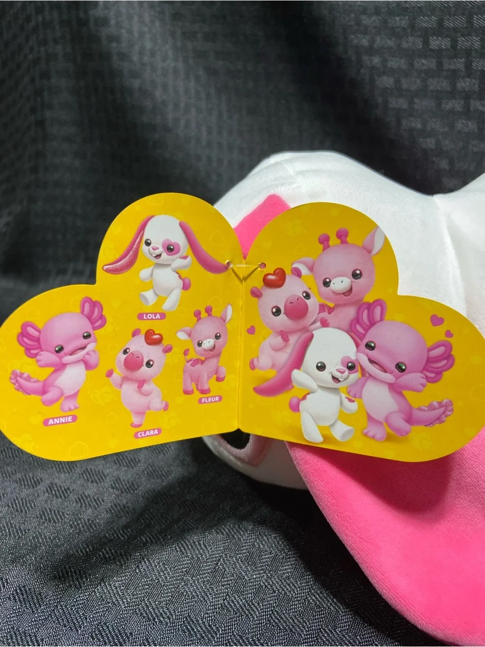 Zuru Hug A Lumps White & Pink Plush Bunny Toy Lola NWT